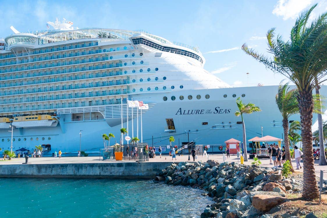 These exciting experiences await you in the Caribbean’s top 10 ports of call