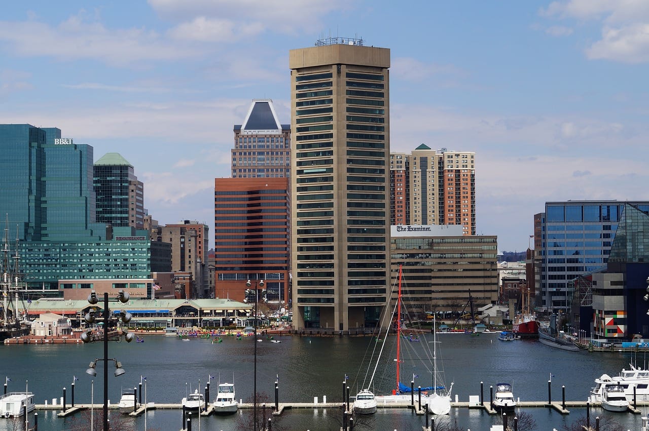 Baltimore is the perfect base from which to explore the delights of the state of Maryland. (Image by Bruce Emmerling from Pixabay)